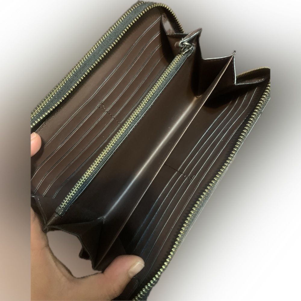 Coach Wallet - Picture 4 of 4